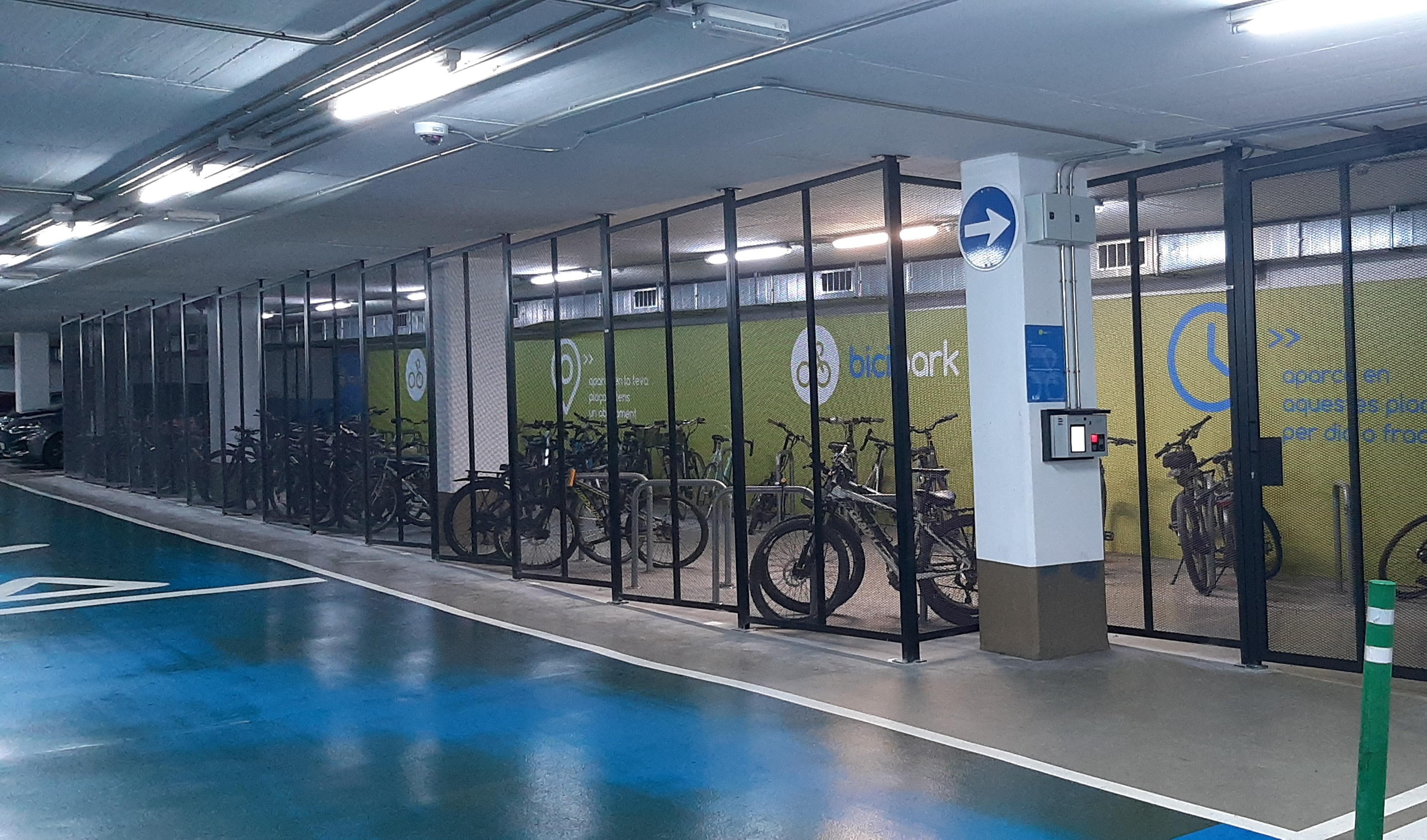 Instal·lem nous tancaments integrals a tres Biciparks